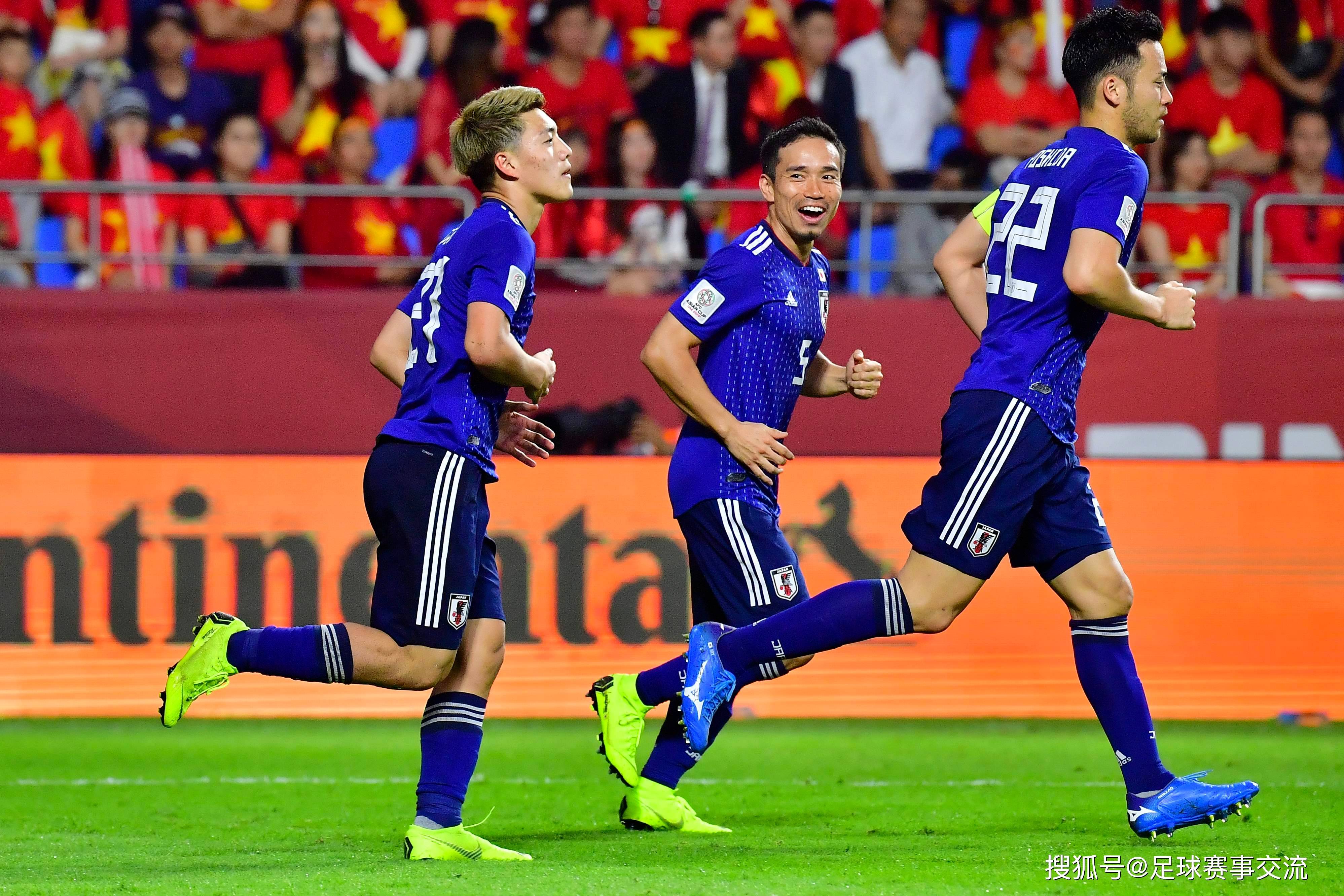 日本队出色进球引发赞美