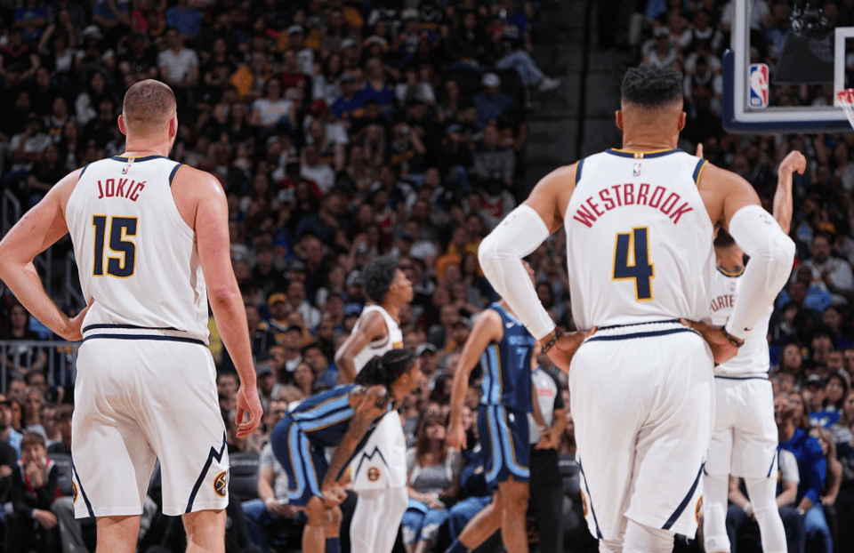 灰熊遭掘金逆转,失去赢球机会 灰熊遭掘金逆转,失去赢球机会