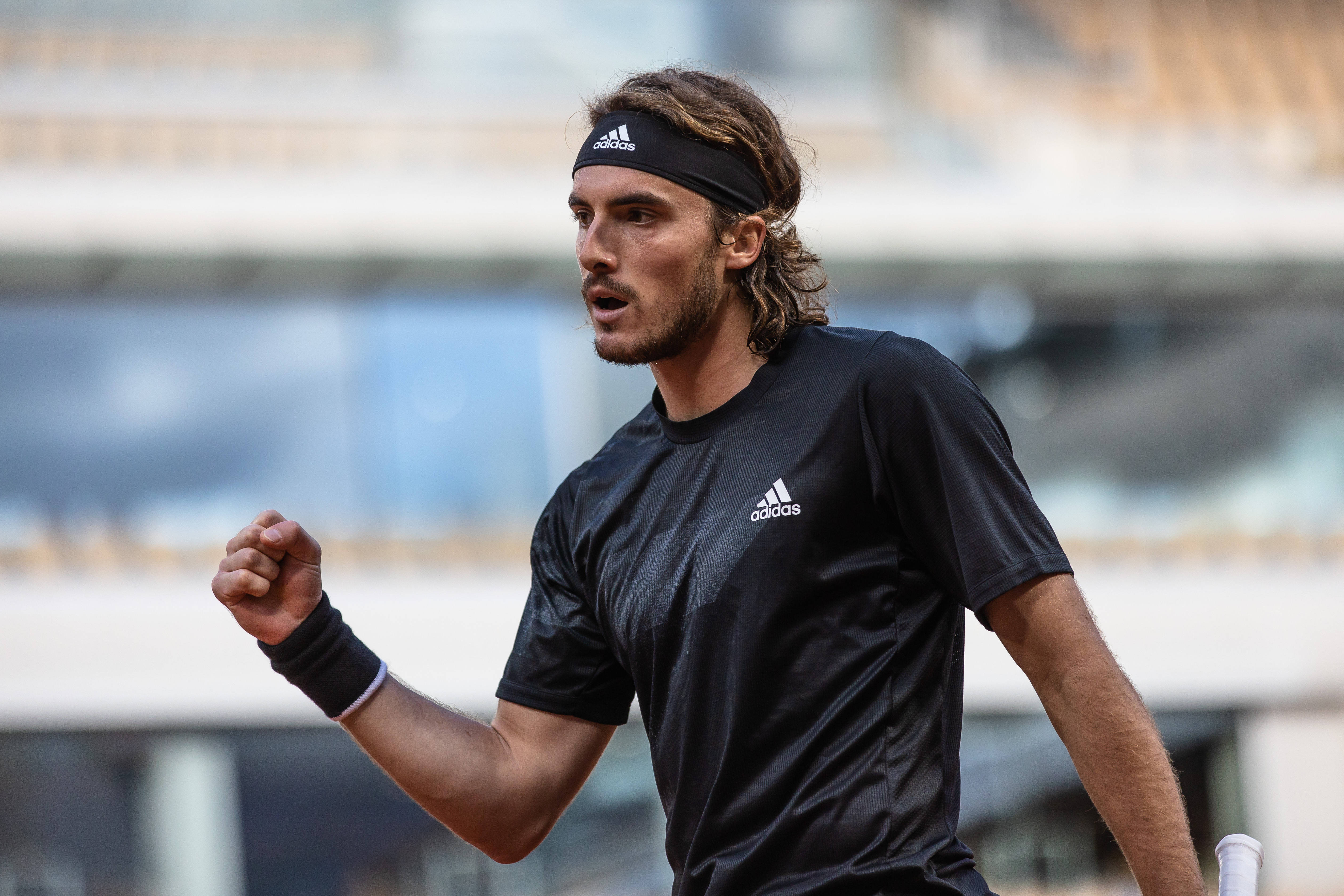 法网完胜拉沃尔杯，西西帕斯惊艳四座