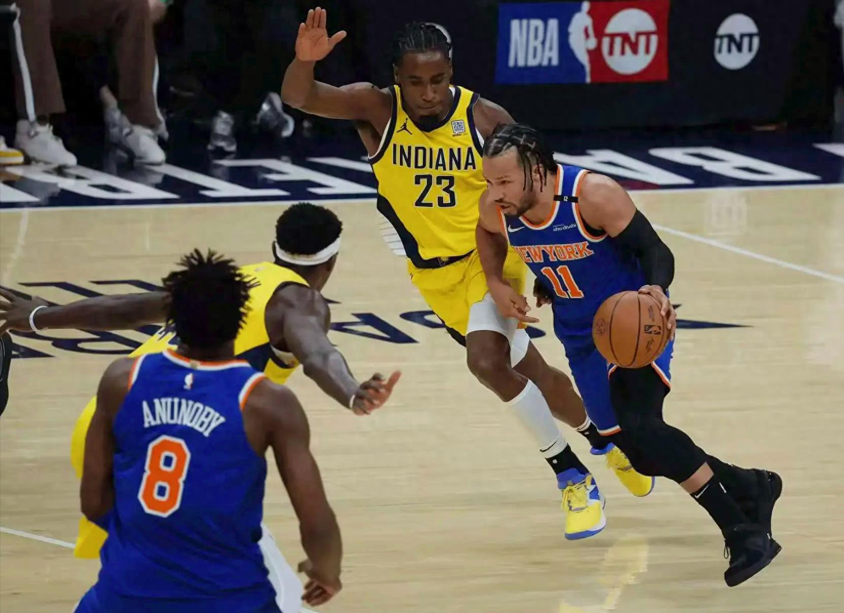 尼克斯鏖战步行者,霍勒迪状态火热 尼克斯鏖战步行者,霍勒迪状态火热