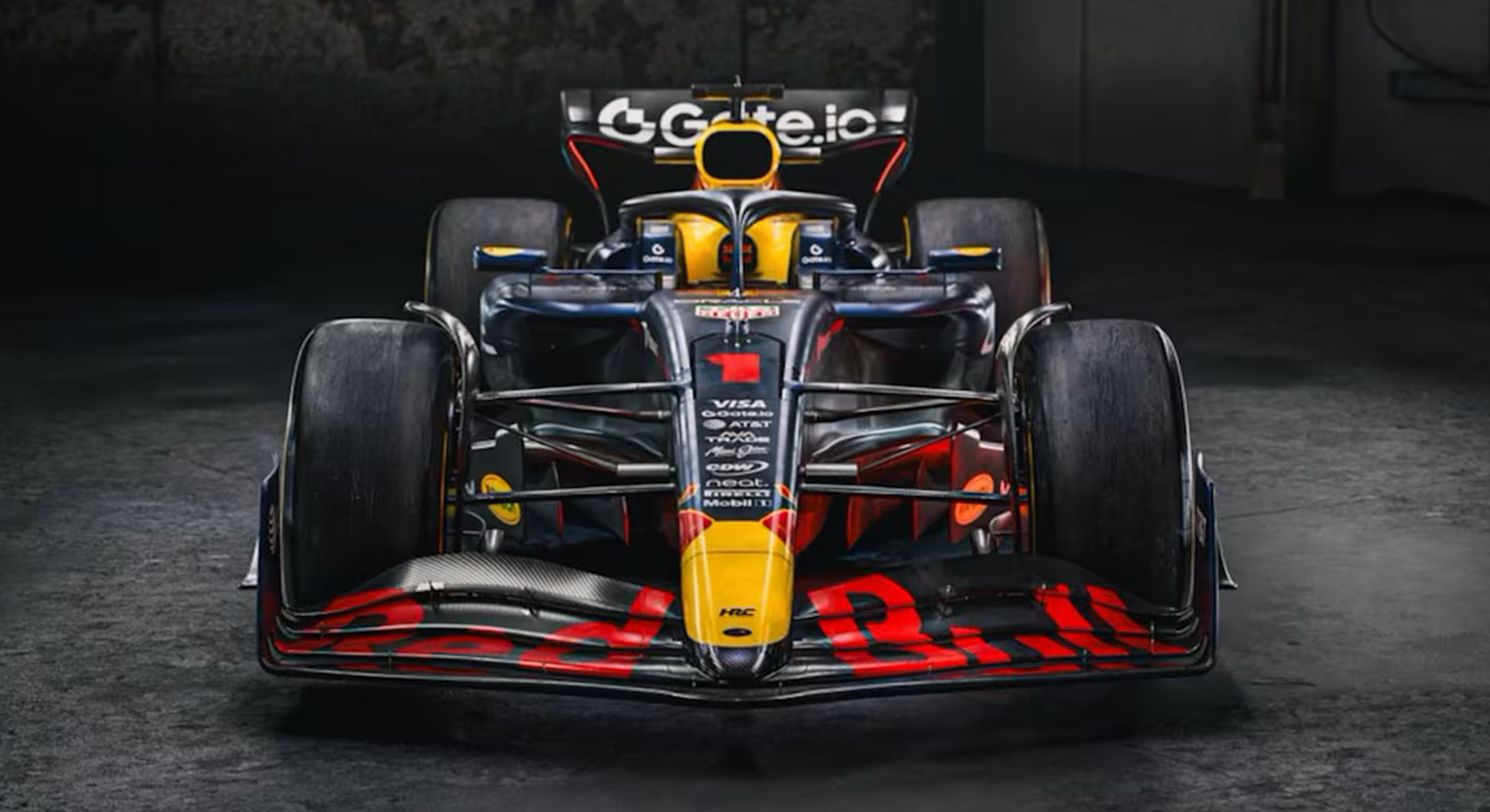 索伯车队绝杀阿斯顿马丁，诺里斯关键制胜