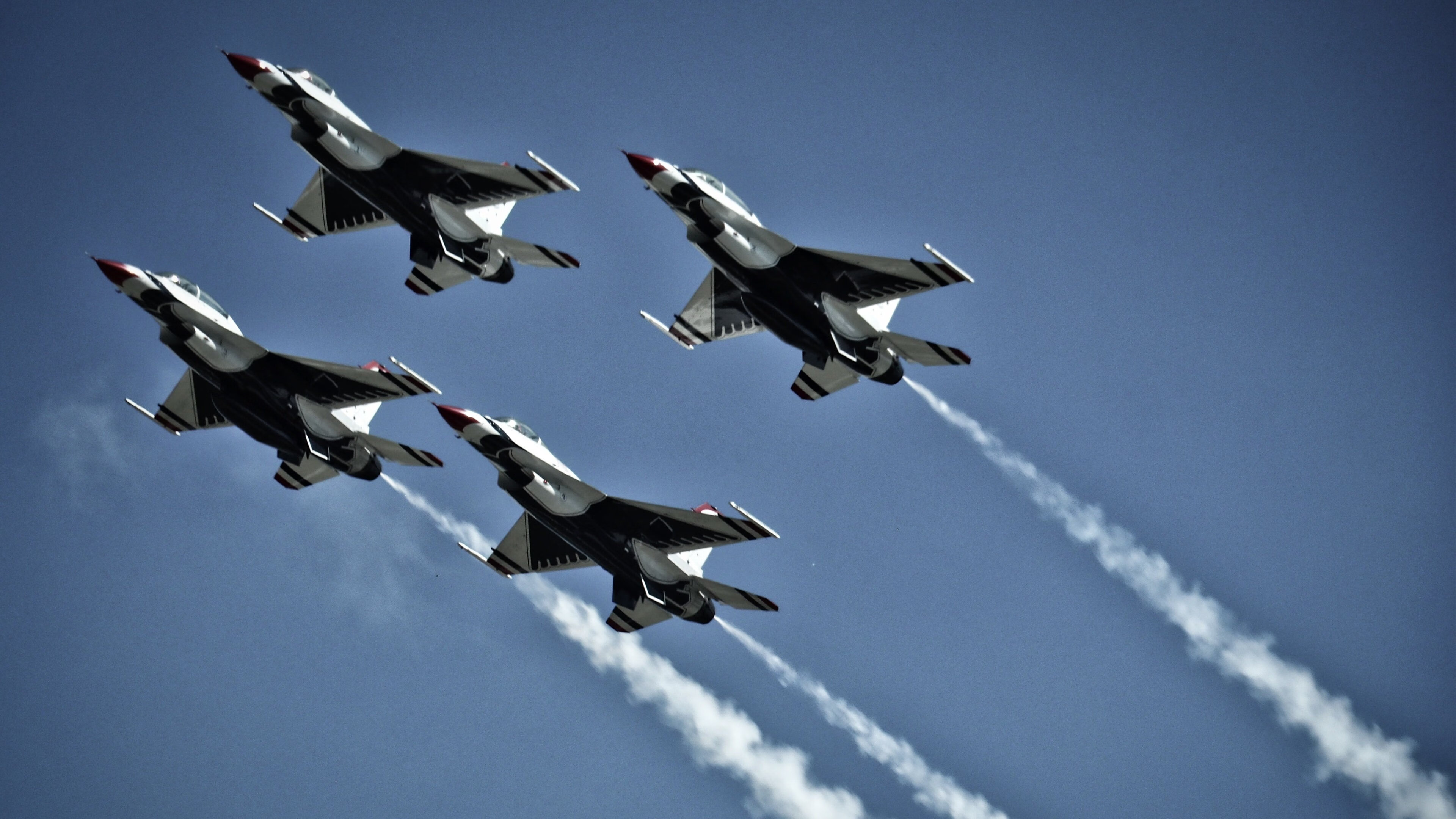 塞维利亚完胜智利,奥利维耶刷新纪录—绿茵场上的辉煌篇章