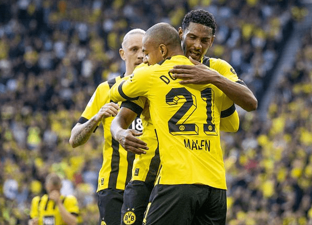 德甲争冠战之夜,文班亚马关键节点连续得分 德甲争冠战之夜,文班亚马关键节点连续得分