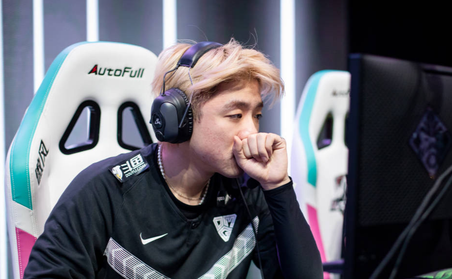 伊朗对阵爱尔兰，布雷默成为胜负手