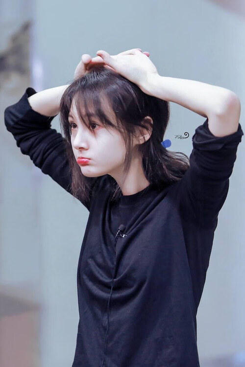 保罗临危救主，鹈鹕逆转广厦展韧性